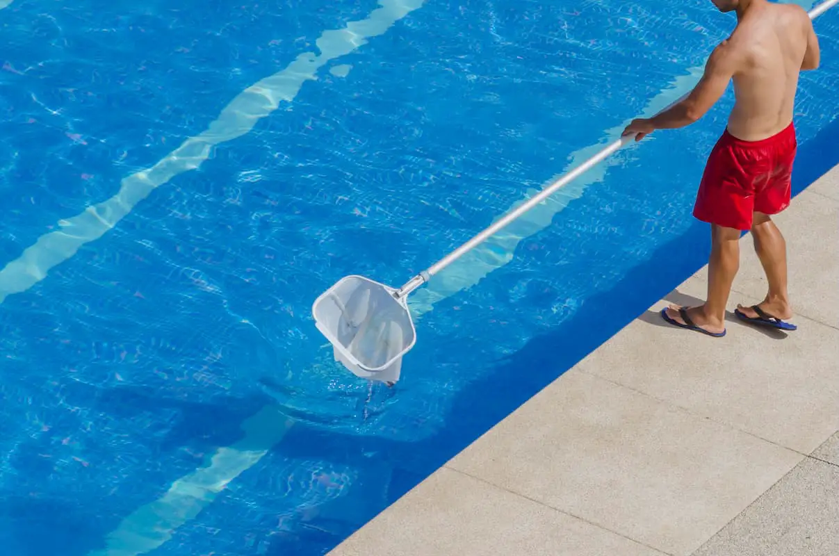 11 Smart Reasons To Pay a Pool Guy to Manage Your Pool