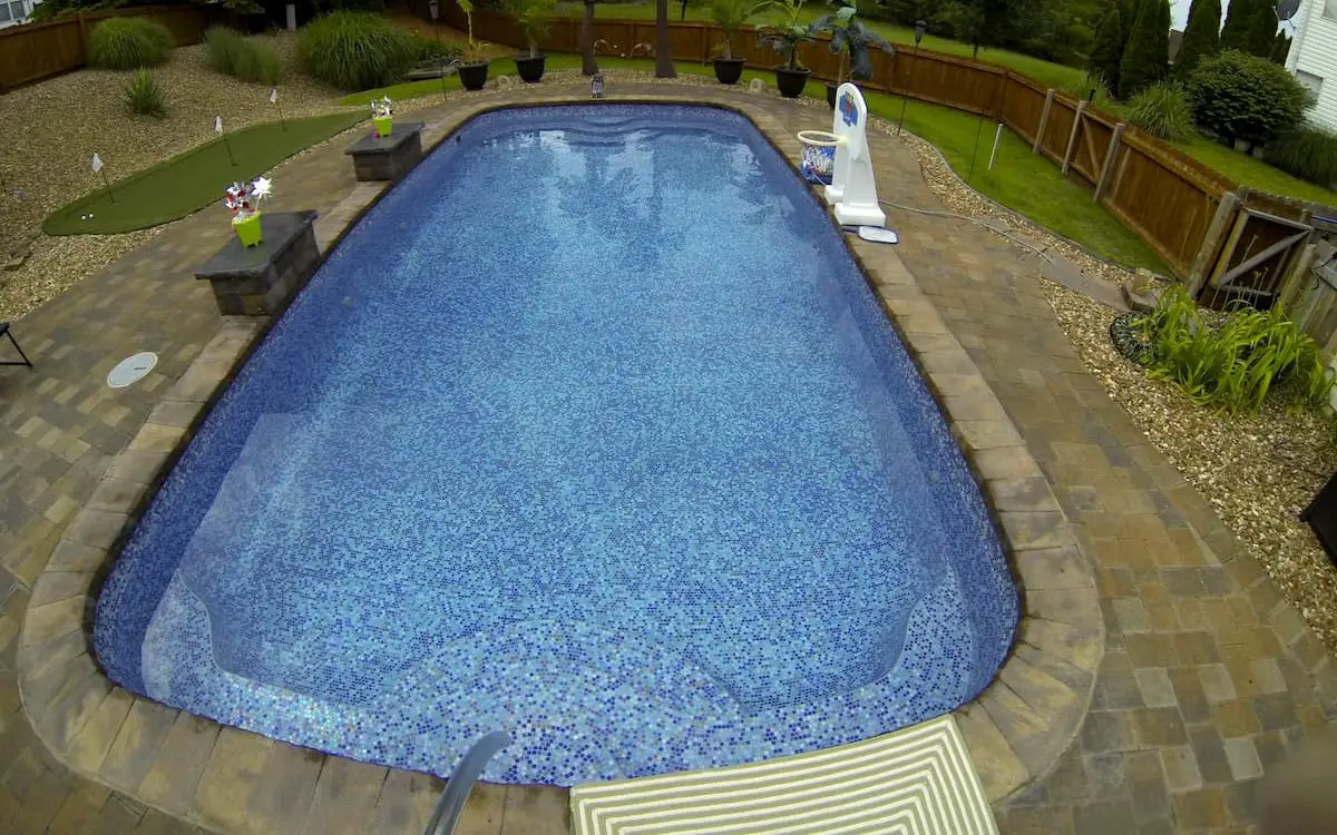Tiled fiberglass pool - How Much Does an Average Fiberglass Pool Cost?