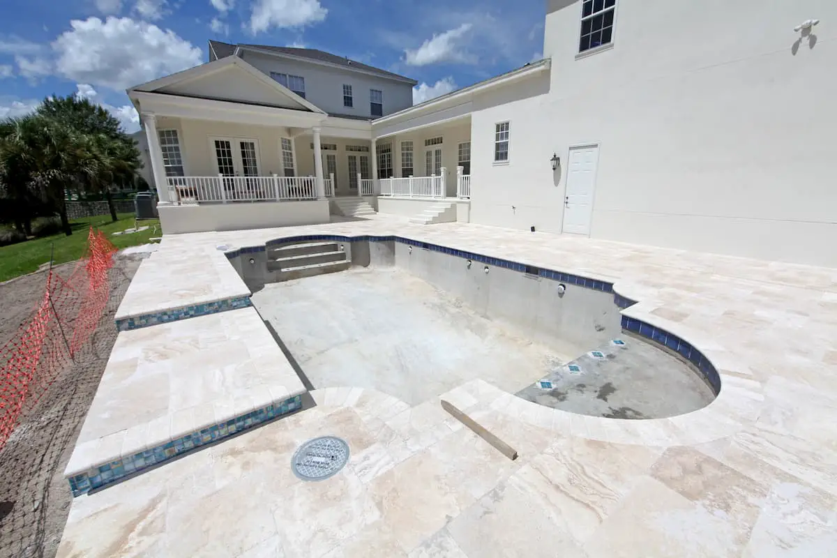 Why Seal Outdoor Travertine Pool Decks To Extend Life?